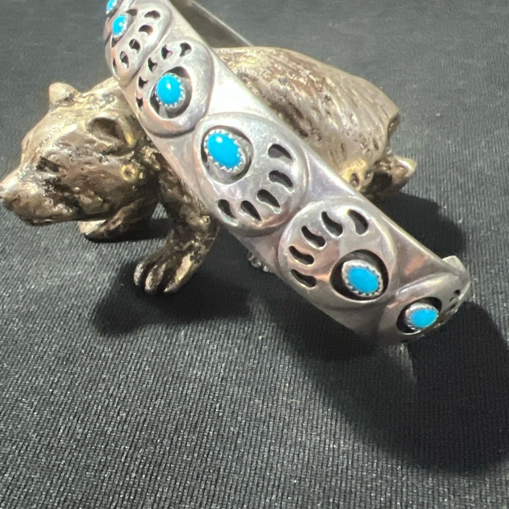 Vintage Native American Navajo Patrick Yazzie Turquoise Bear Paw Sterling Cuff